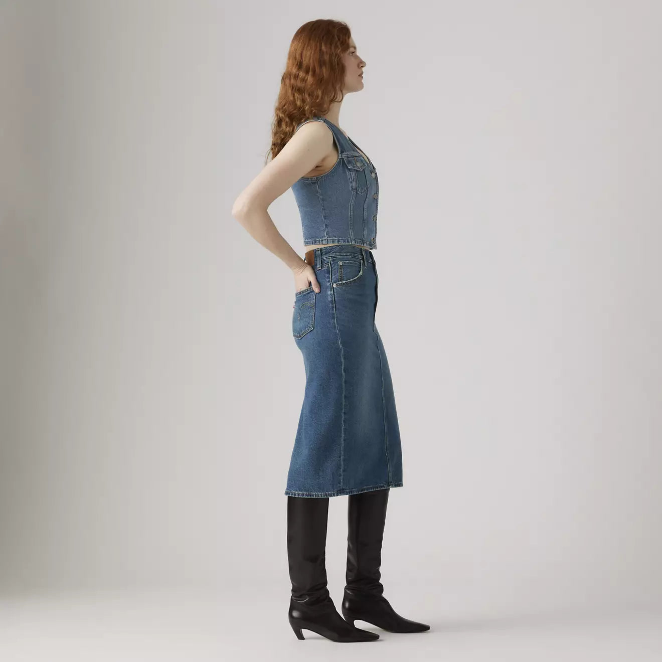 levi's® high-rise back slit 裙 | 女裝 001VH000625- Medium Indigo – Levi's 香港