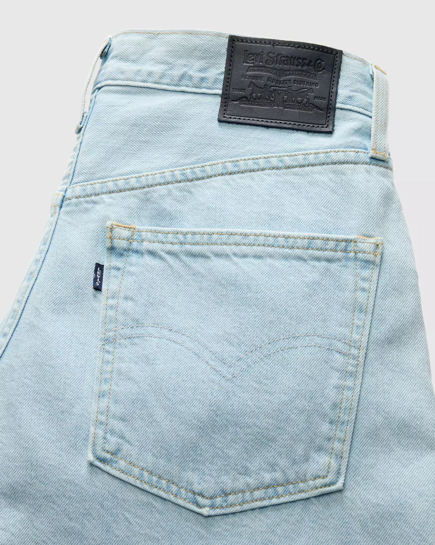 Levi's® Blue Tab™ Drop Barrel 牛仔褲 | 女裝