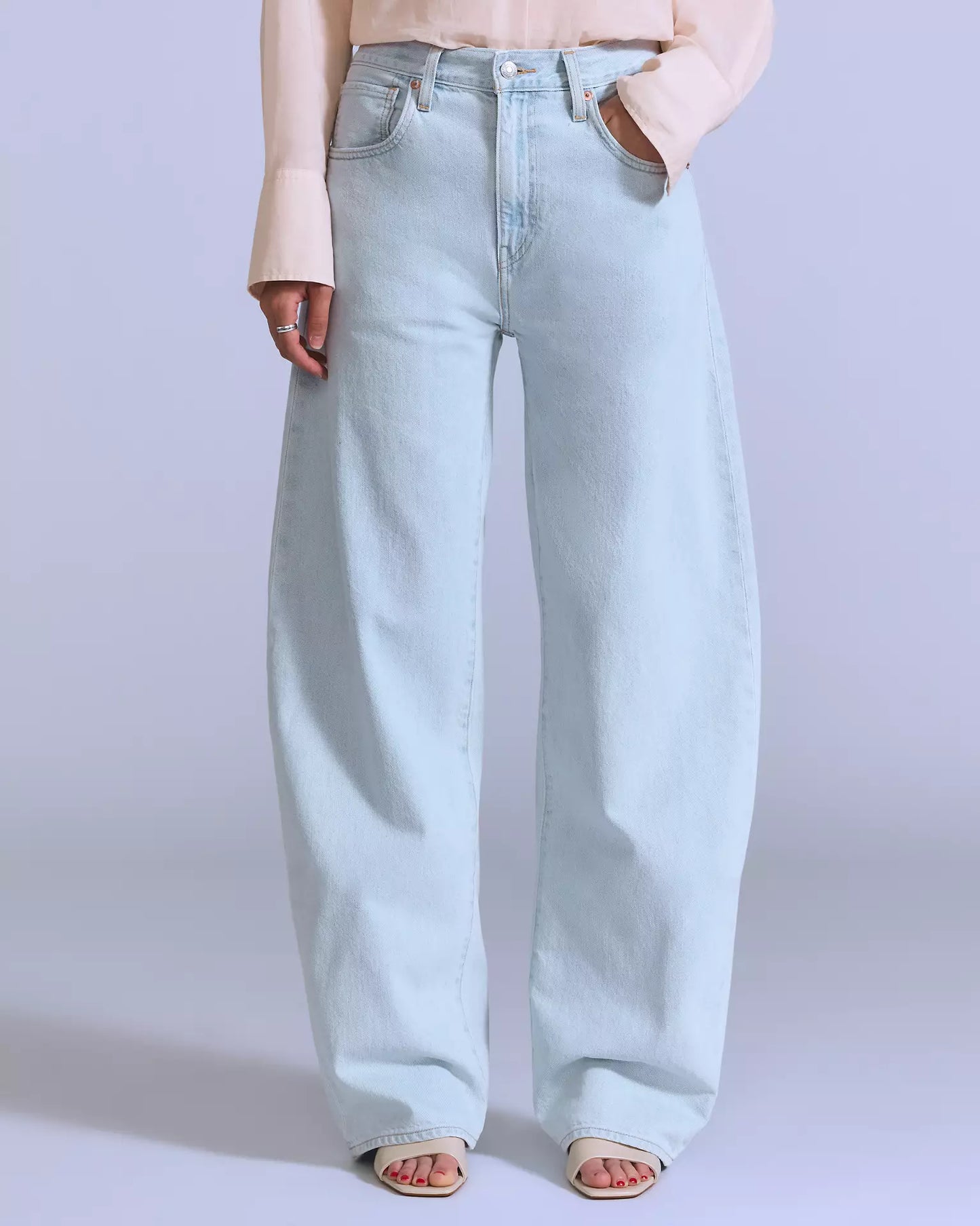 Levi's® Blue Tab™ Drop Barrel 牛仔褲 | 女裝