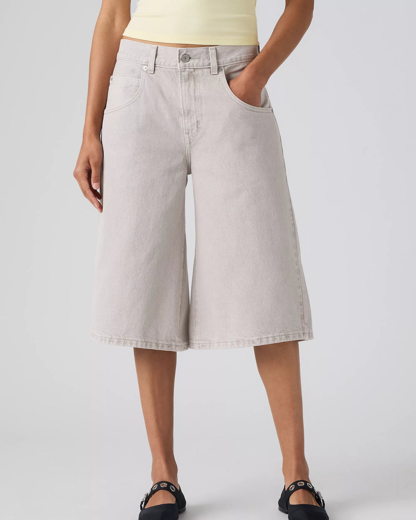 Levi's® Super Baggy 超寬鬆牛仔短褲 | 女裝