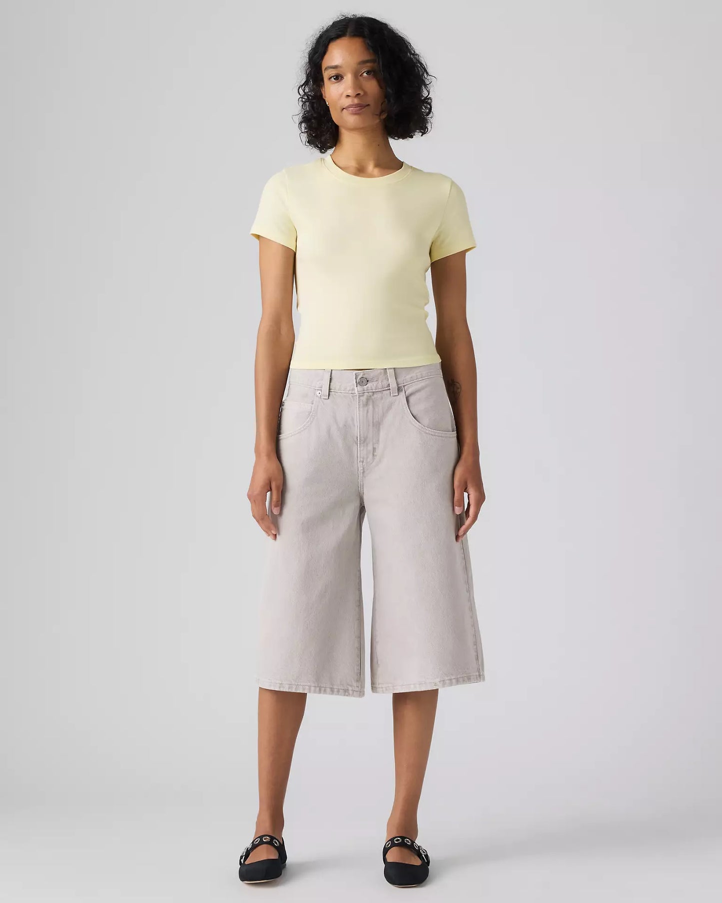 Levi's® Super Baggy 超寬鬆牛仔短褲 | 女裝