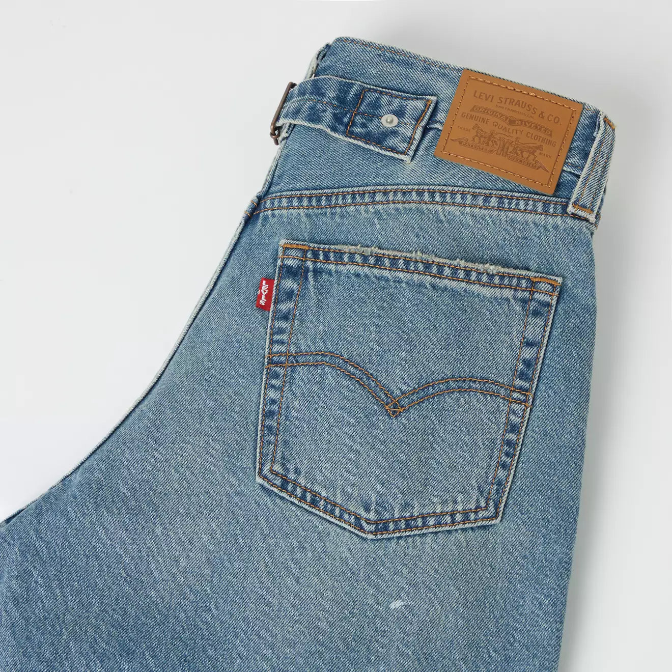levi's® women's loose taper jeans 0083N00022429 Medium Indigo – Levi's Hong Kong