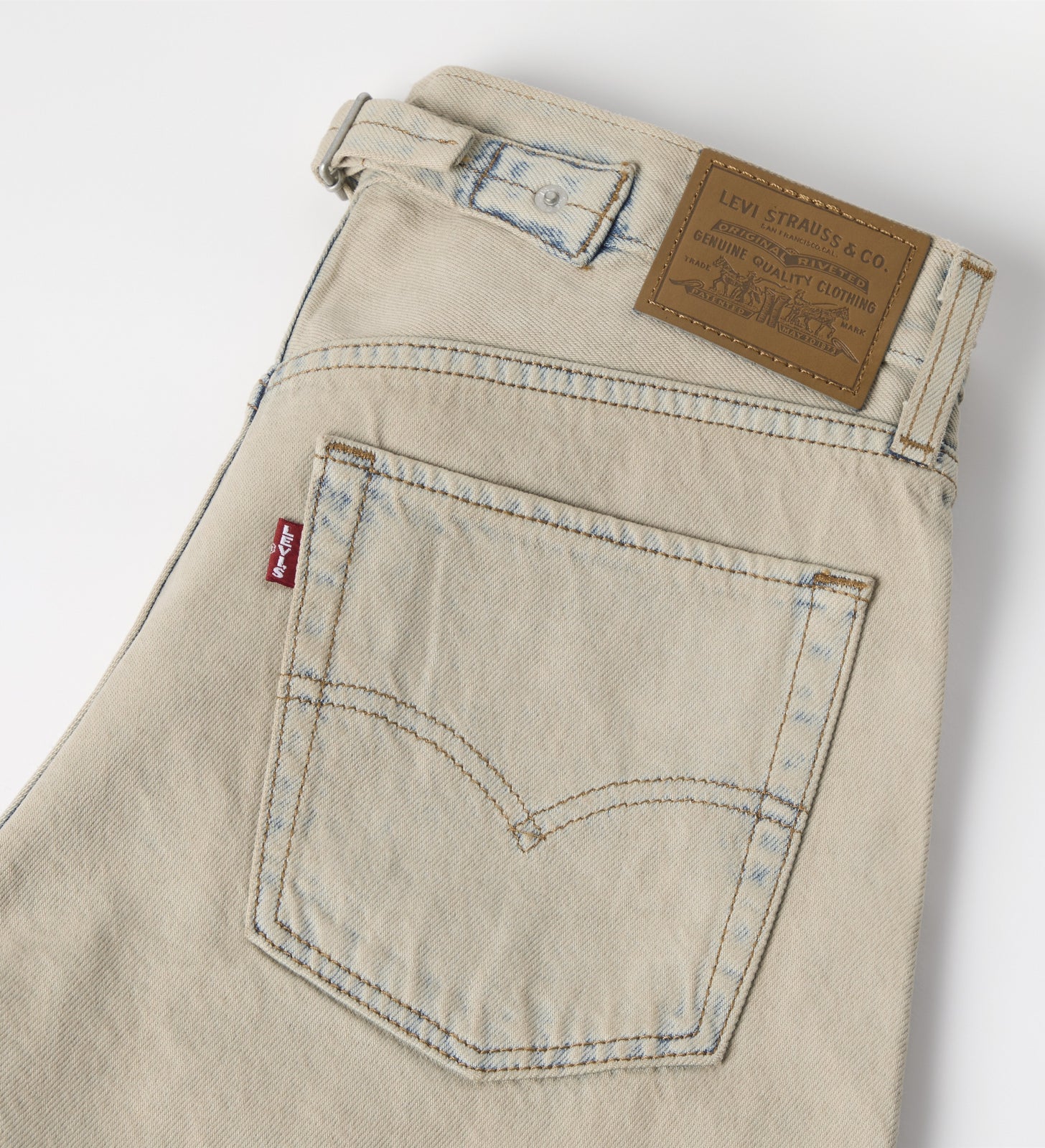 levi's® women's low straight jeans 0083N00482431 Beige – Levi's Hong Kong