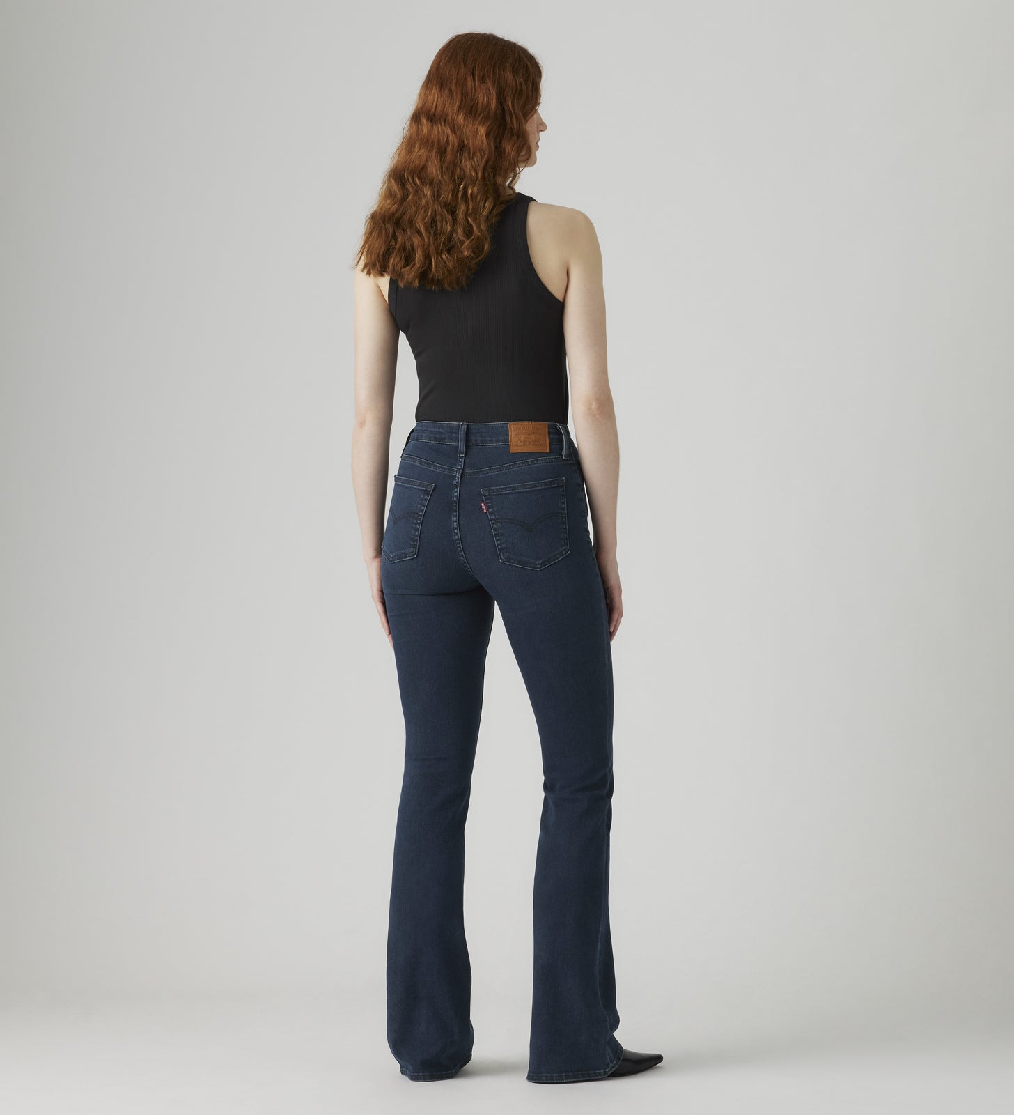 levi's® women's 726 high-rise flare jeans A341001202530 Medium Indigo – Levi's Hong Kong