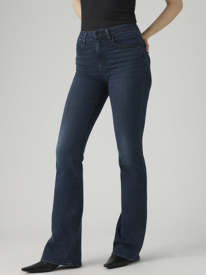 levi's® 726 高腰喇叭牛仔褲 | 女裝 A341001202530 Medium Indigo  – Levi's 香港