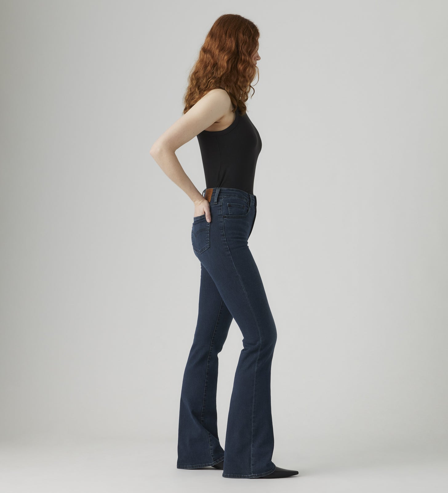 levi's® women's 726 high-rise flare jeans A341001202530 Medium Indigo – Levi's Hong Kong