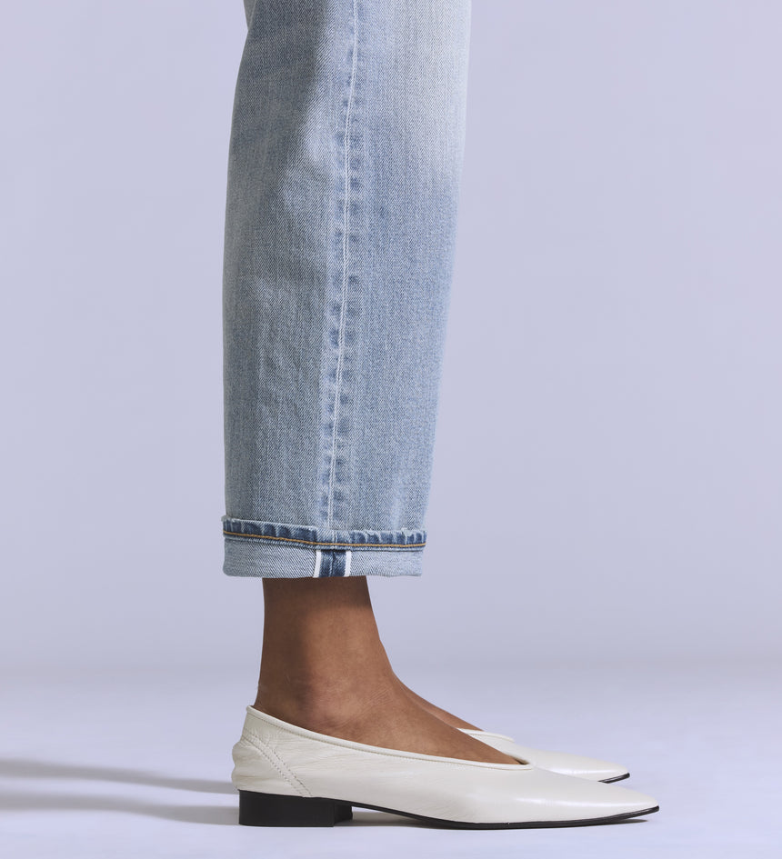 levi’s® blue tab™ women’s column jeans A588800102430 Medium Indigo – Levi's Hong Kong