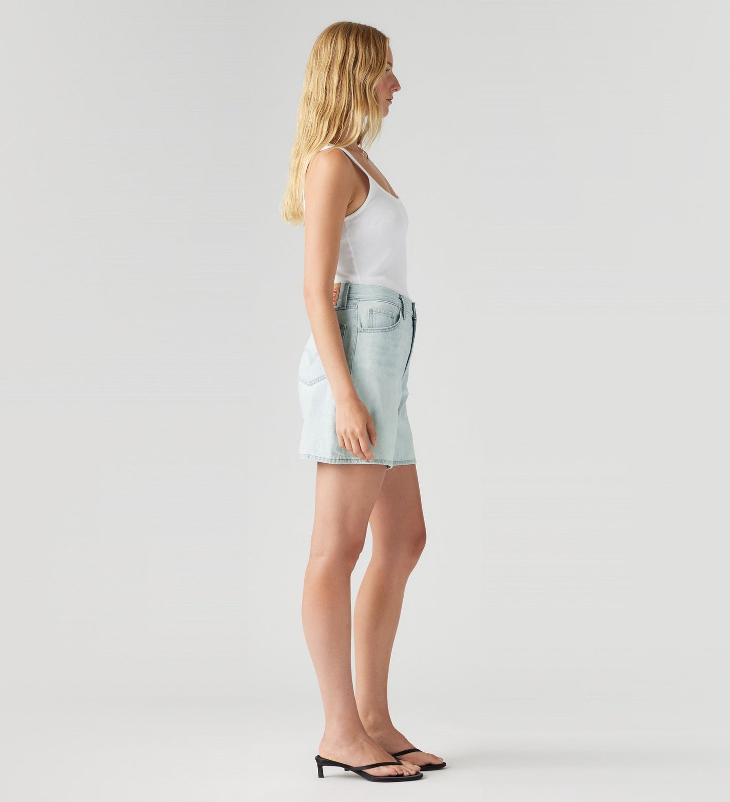 levi's® women's high-rise baggy shorts A9311001623- Light Indigo - Flat Finish – Levi's Hong Kong