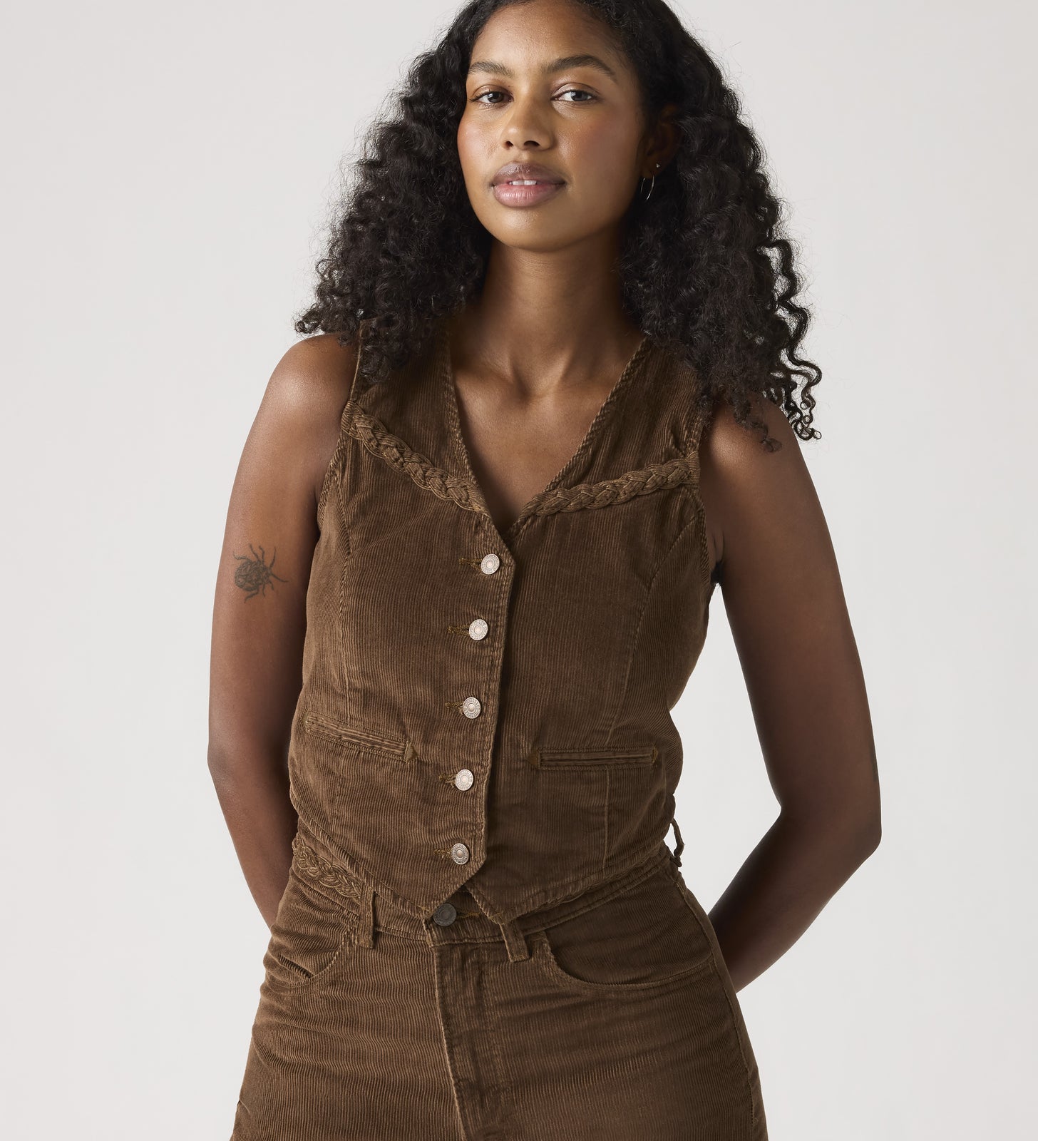 levi's® women's braided vest 001WQ0002M- Neutral – Levi's Hong Kong