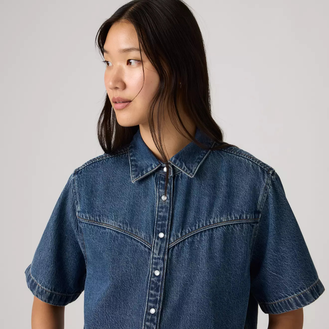 levi's® women's logan short-sleeve denim shirt 005CR0003XS- Dark Indigo – Levi's Hong Kong