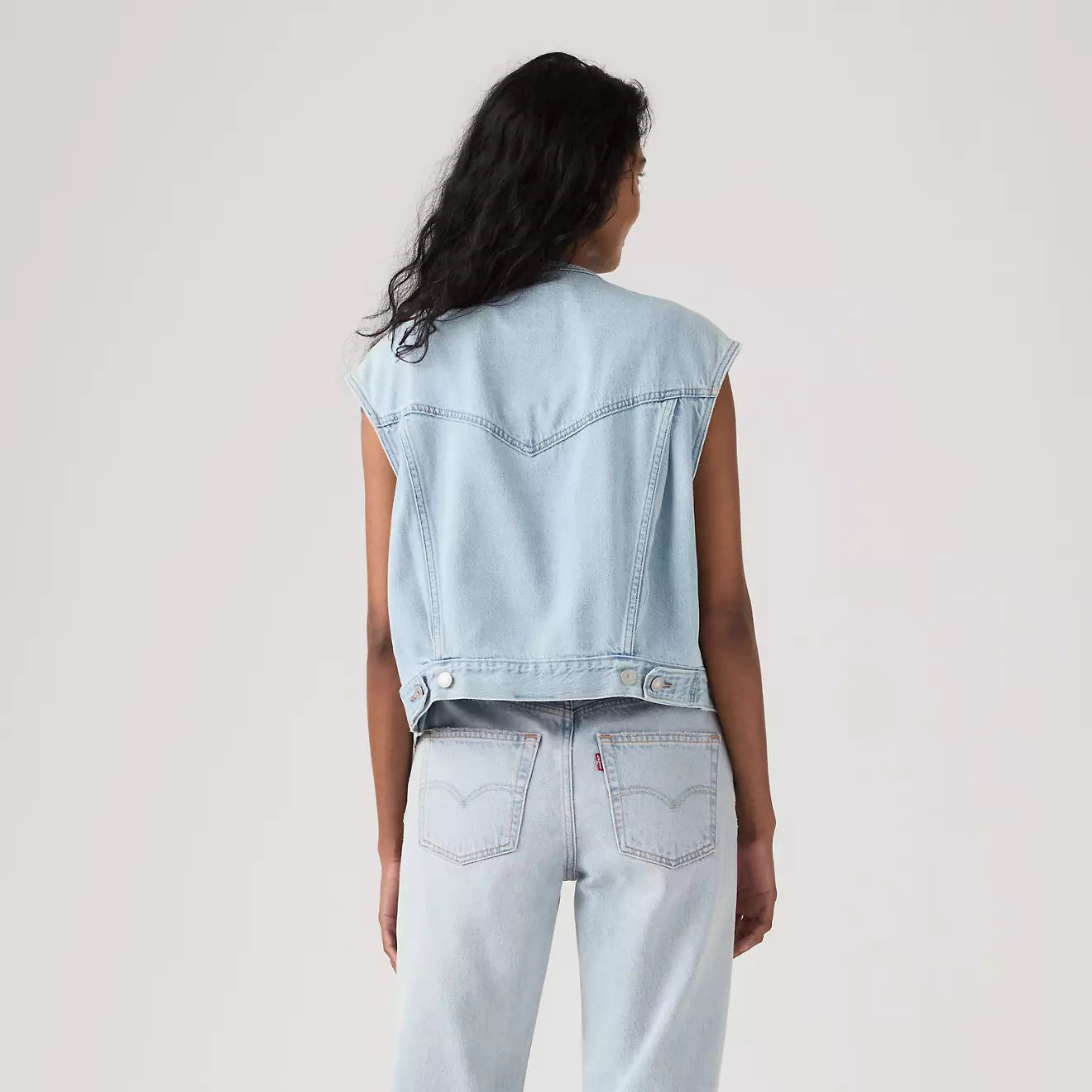 levi's® 無領短版90年代背心 | 女裝 005NP0001XXS- Medium Indigo – Levi's 香港