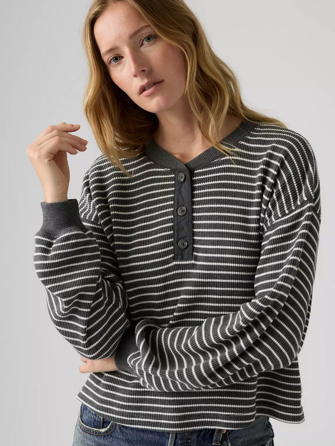 levi's® women's dry goods relaxed long-sleeve henley 0087F0008XS- Multicolor  – Levi's Hong Kong