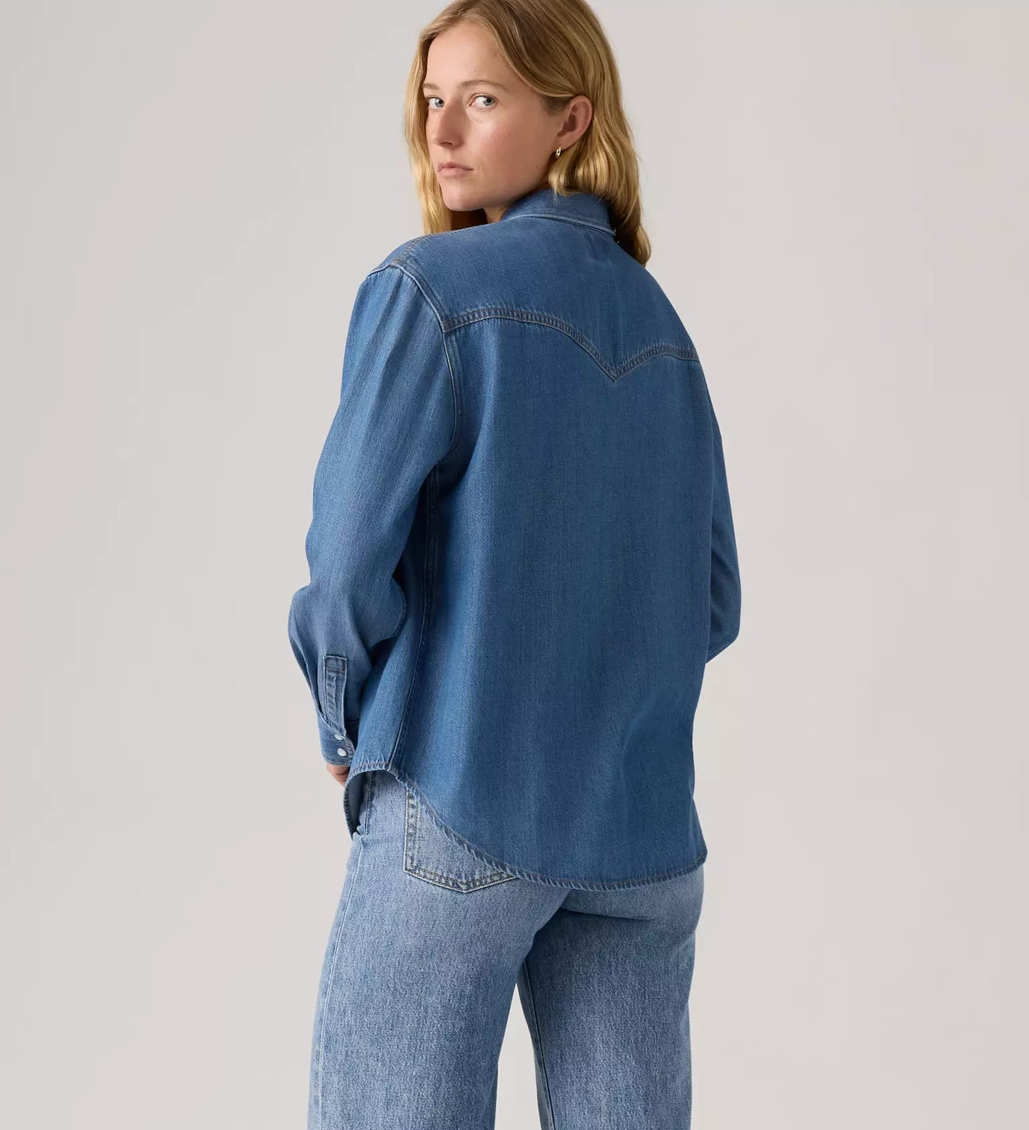 levi's® teodora 西部襯衫 |女裝 A72440075XS- Med Indigo - Worn In – Levi's 香港
