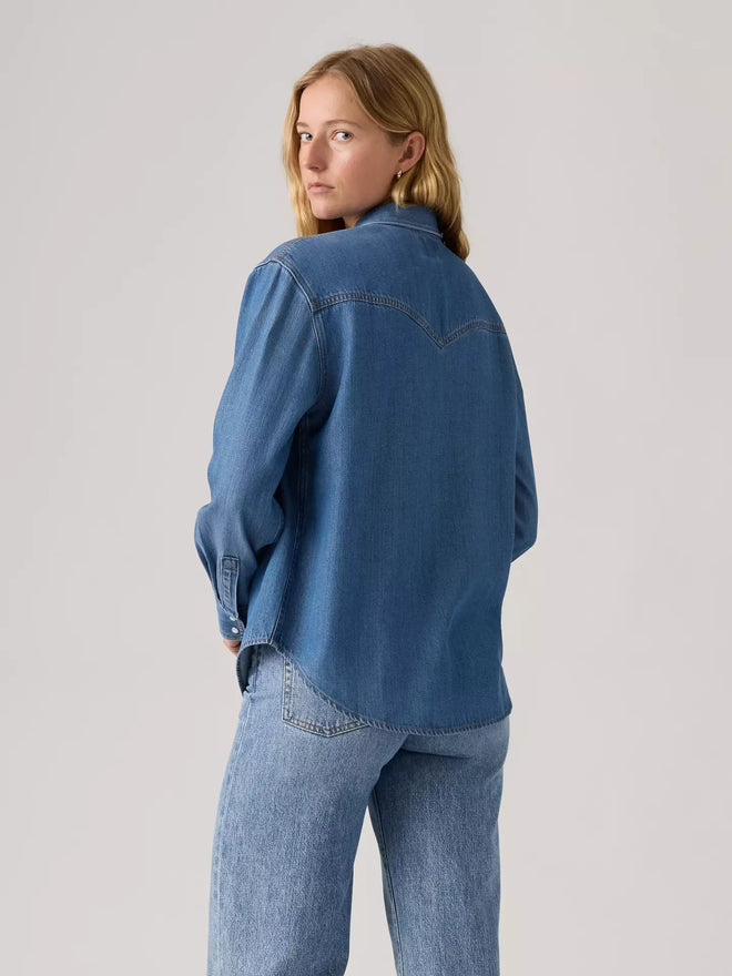levi's® women's teodora western shirt A72440075XS- Med Indigo - Worn In  – Levi's Hong Kong