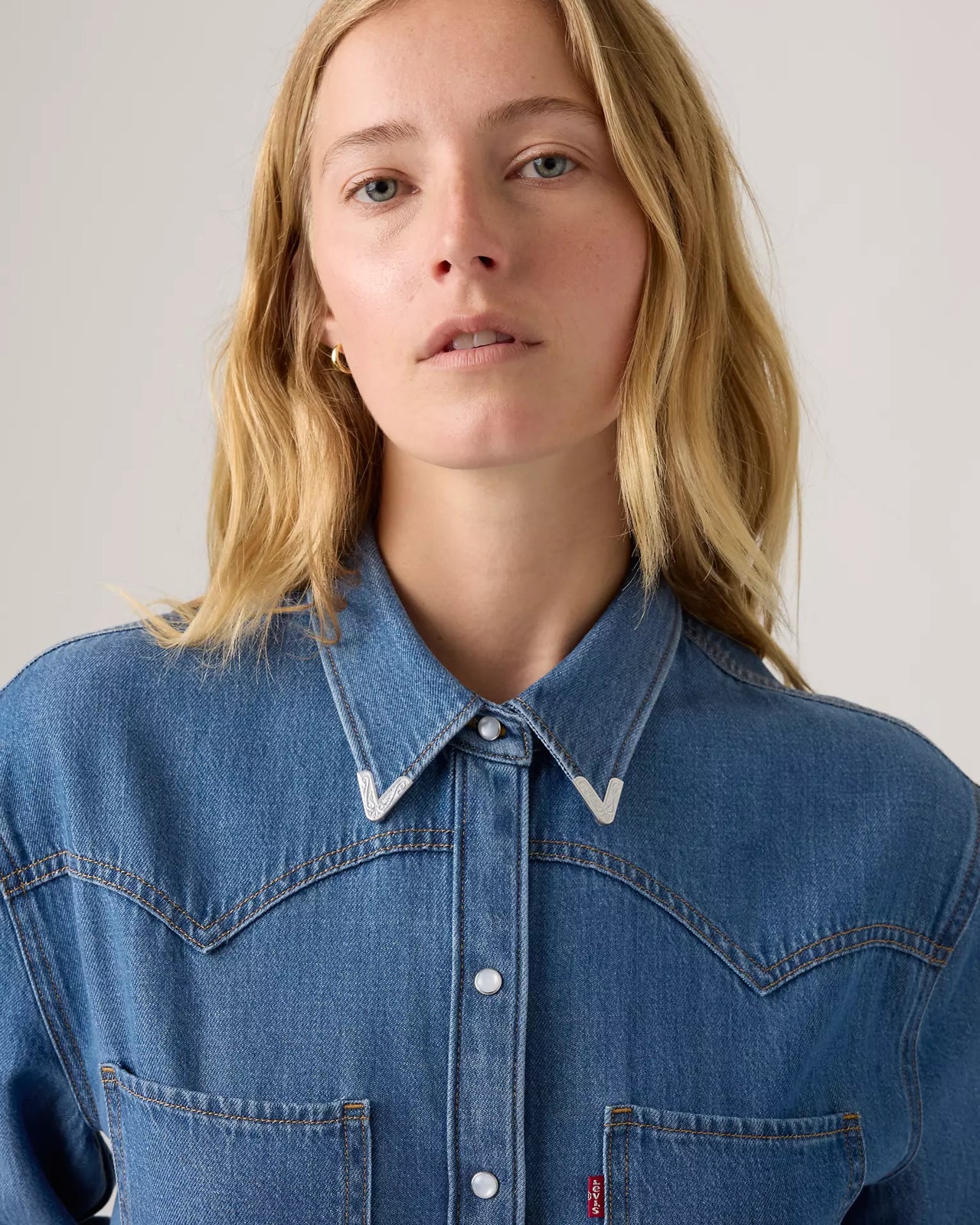levi's® teodora 西部襯衫 |女裝 A72440075XS- Med Indigo - Worn In – Levi's 香港