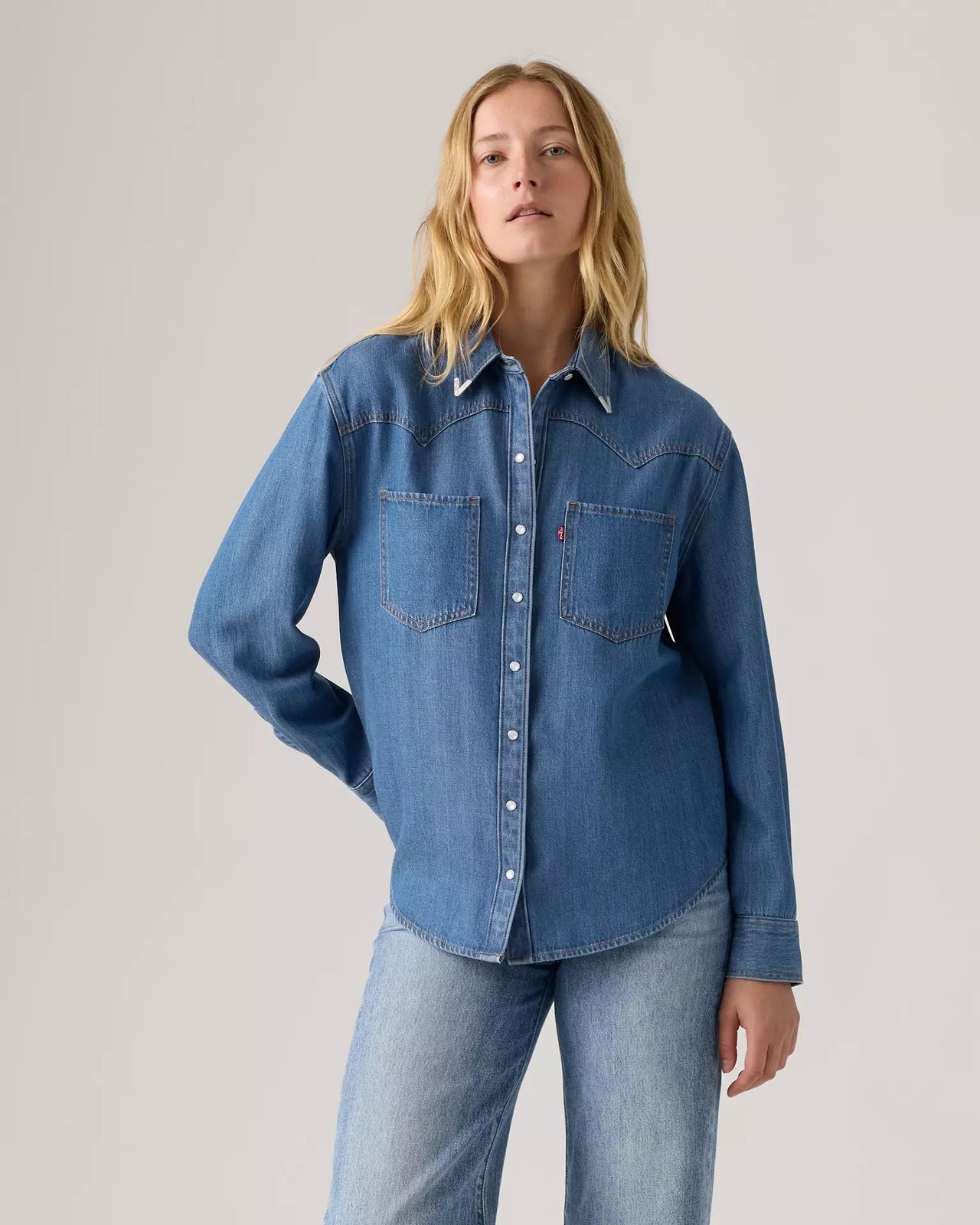 levi's® teodora 西部襯衫 |女裝 A72440075XS- Med Indigo - Worn In – Levi's 香港
