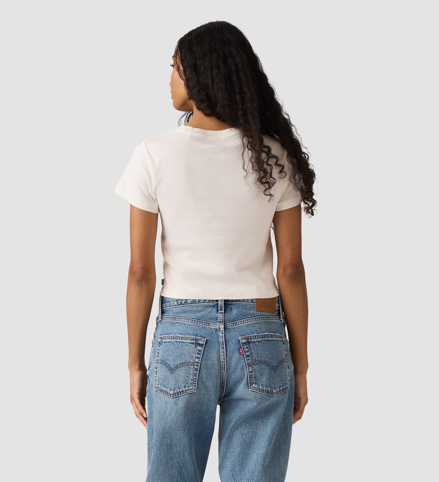 levi's® graphic essential sporty t恤 | 女裝 A87980082L- White – Levi's 香港