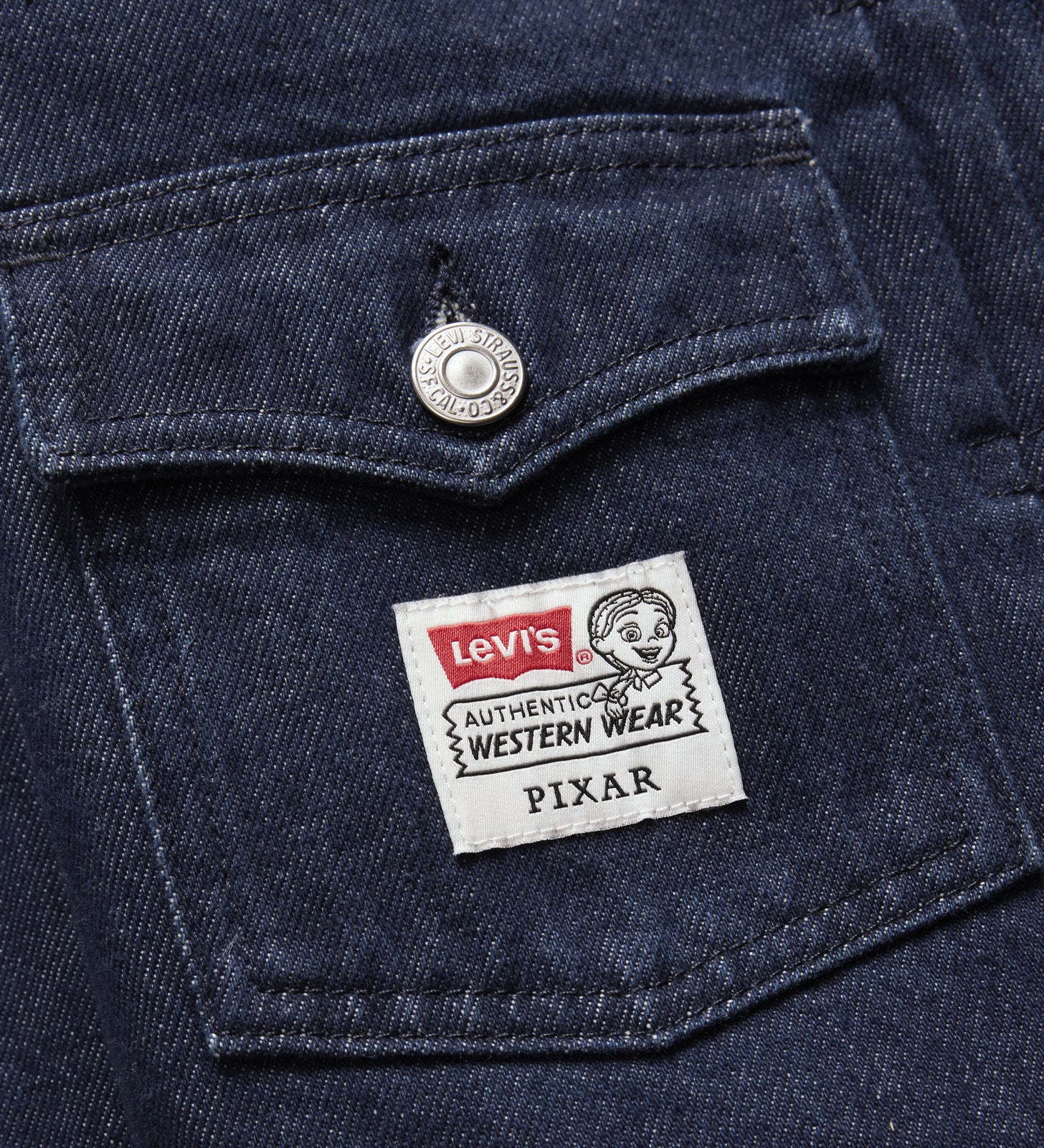 levi's® x toy story 女士 type ii trucker 牛仔外套 | 女裝 0034C0000XS- Dark Indigo – Levi's 香港