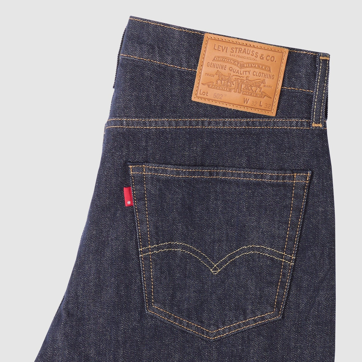 Levi's® 502™ Taper 錐形牛仔褲 | 男裝  