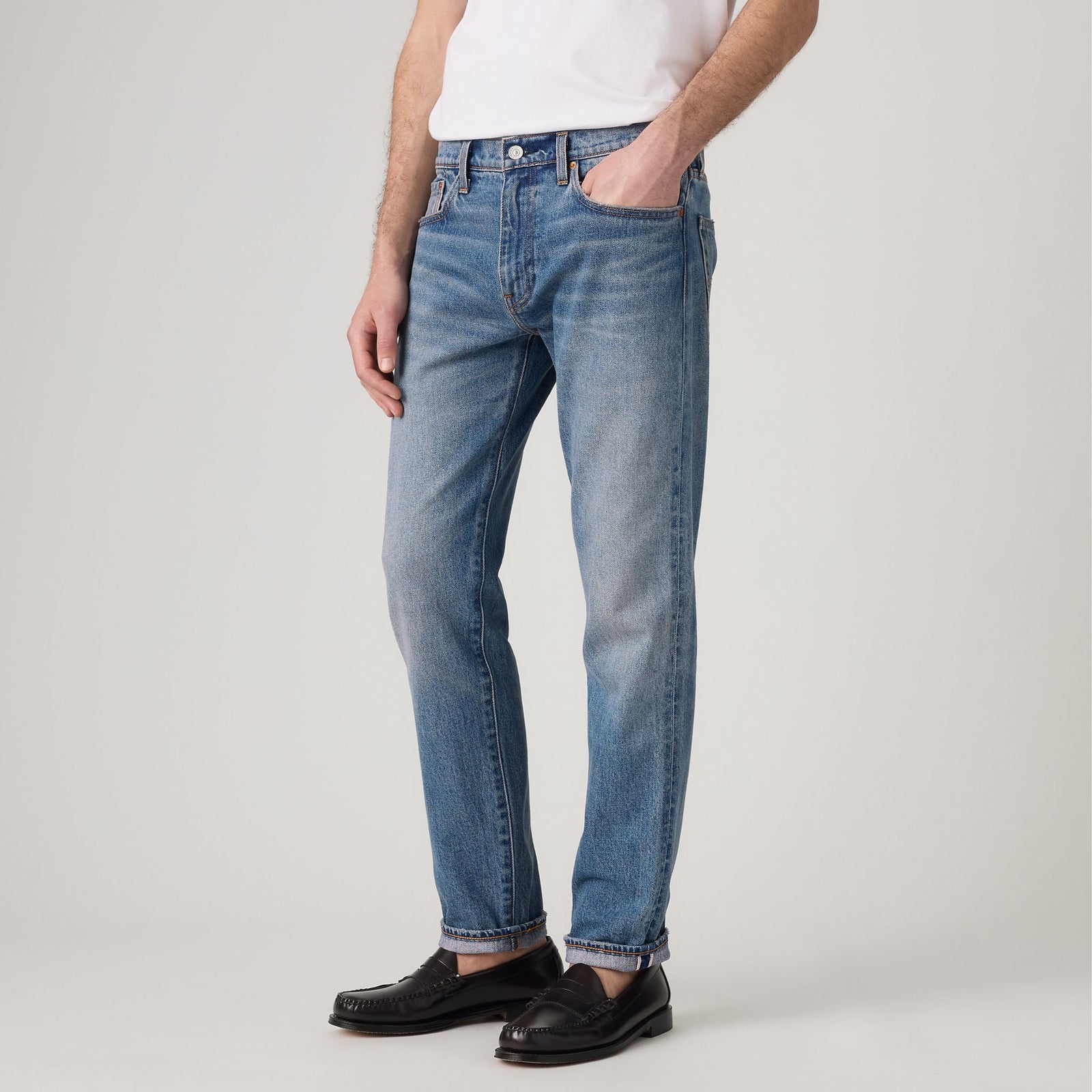 levi's® 502™ taper 錐形牛仔褲 | 男裝   2950718882832 Medium Indigo – Levi's 香港