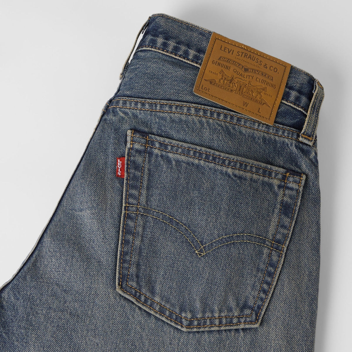 Levi's® 567™ Relaxed Flare 寬鬆喇叭牛仔褲 | 男裝  