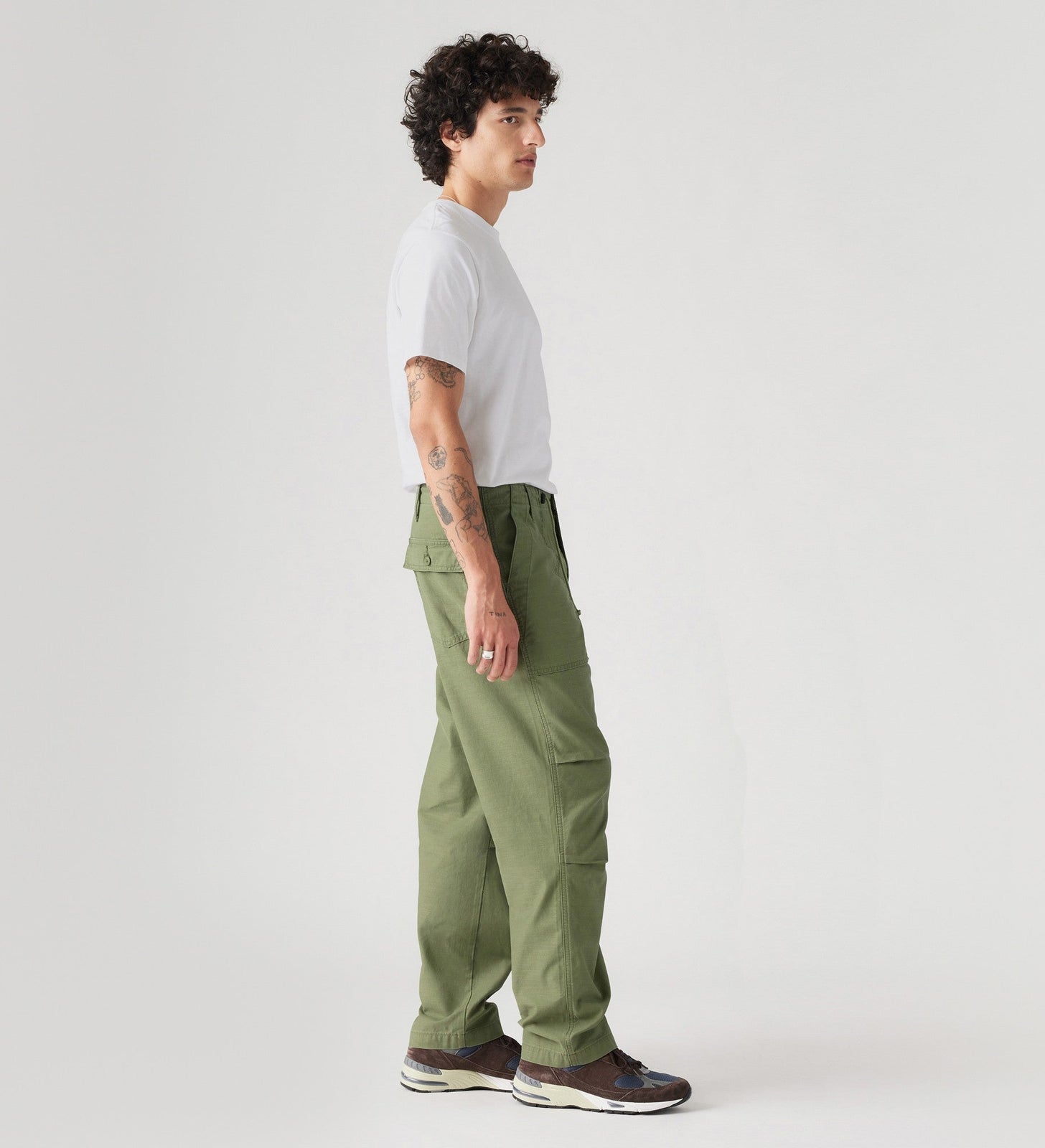 levi's® 寬鬆直筒軍褲| 男裝 A921000042932 Four Leaf Clover Non-Stretch Slub Twill – Levi's 香港