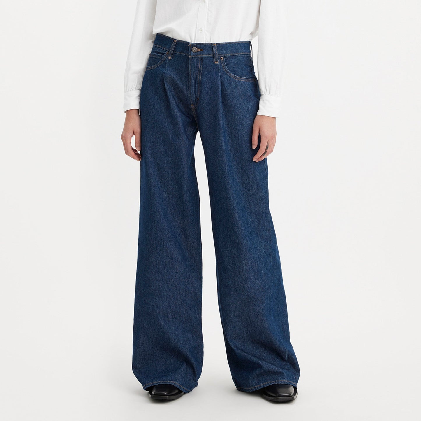 Levi's® Women's Baggy Dad Wide-Leg Jeans