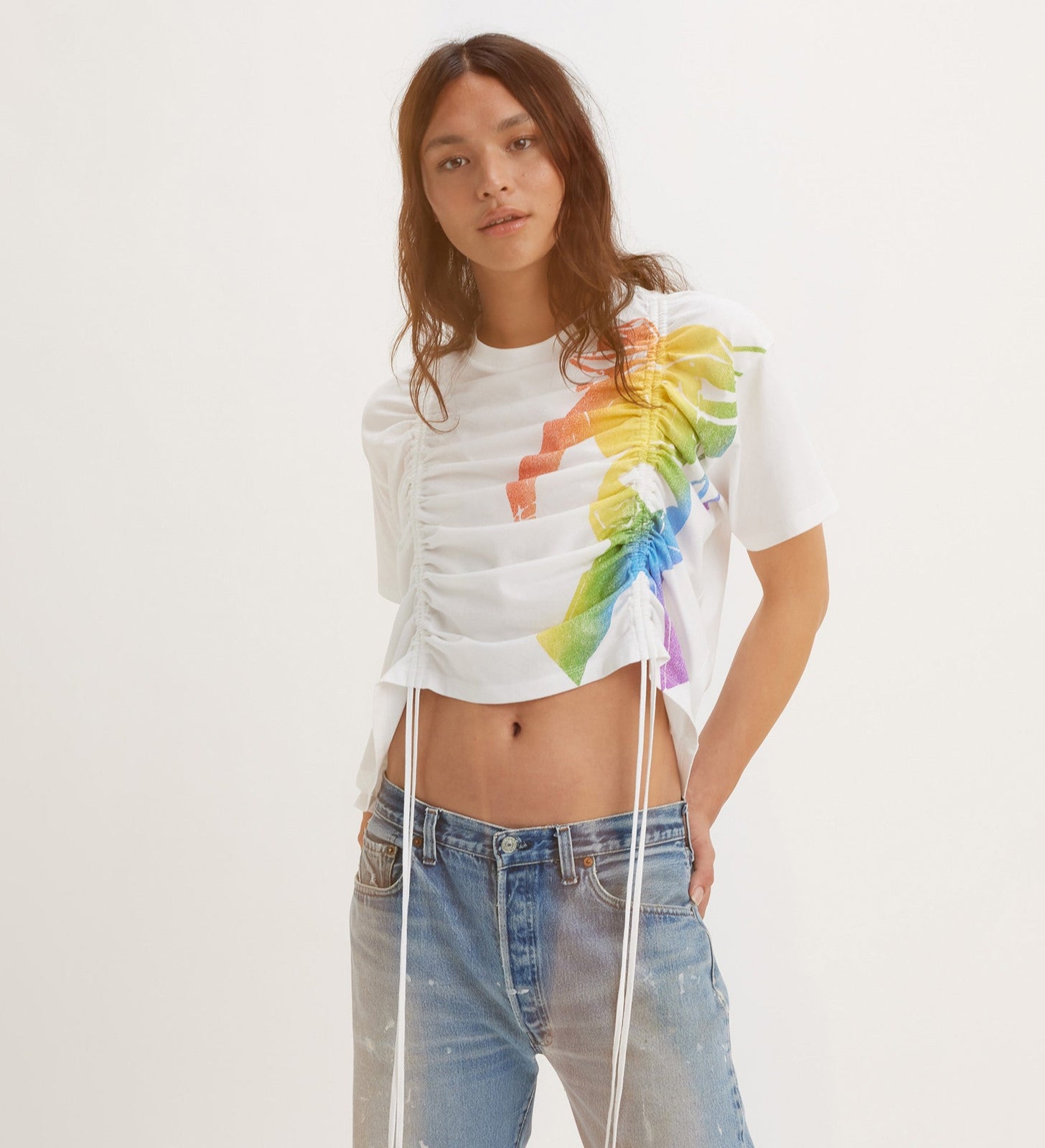 levi's® women's cinched short stack t-shirt A79410000XS- Bright White – Levi's Hong Kong