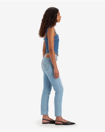 levi's® women's mid-rise boyfriend jeans 1988703192627 Light Indigo  – Levi's Hong Kong