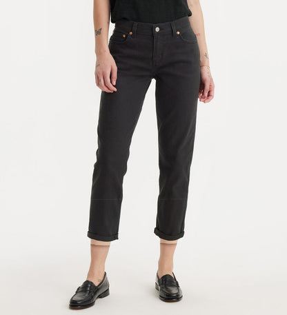 Levi's® Women's Mid-Rise Boyfriend Jeans