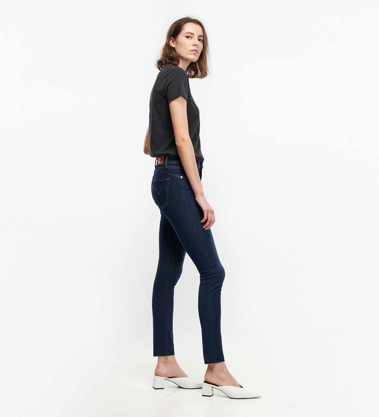 levi's® women's revel shaping high-rise skinny jeans 7489600342628 Hot Girl Summer – Levi's Hong Kong