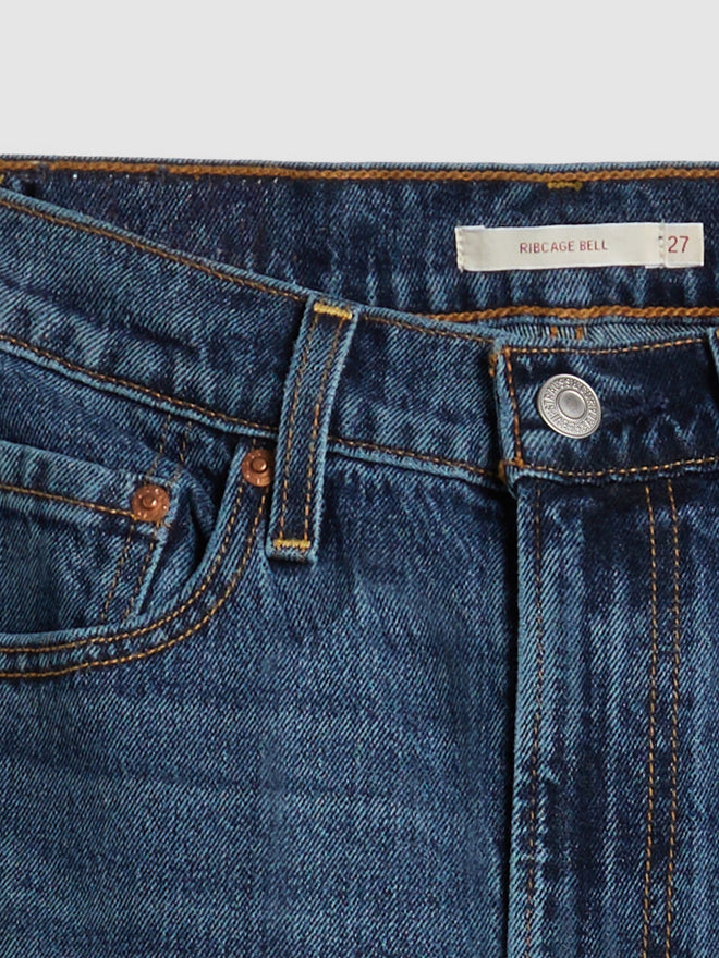 levi's® 高腰喇叭牛仔褲 | 女裝 A750300192330 Romantic Story  – Levi's 香港