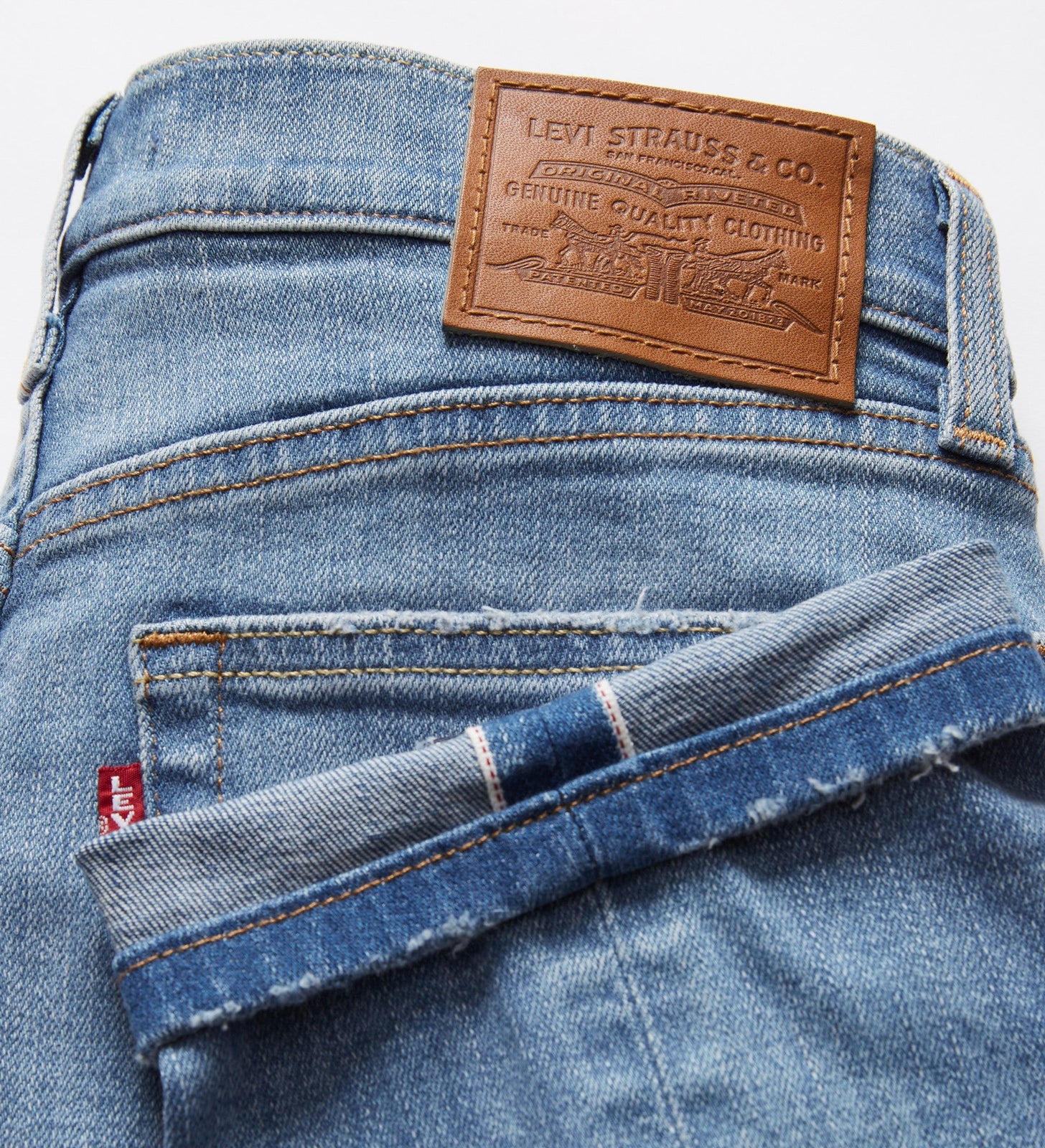 levi's® 高腰男友 boyfriend 牛仔褲 | 女裝 1974500112727 Authentically Blue – Levi's 香港